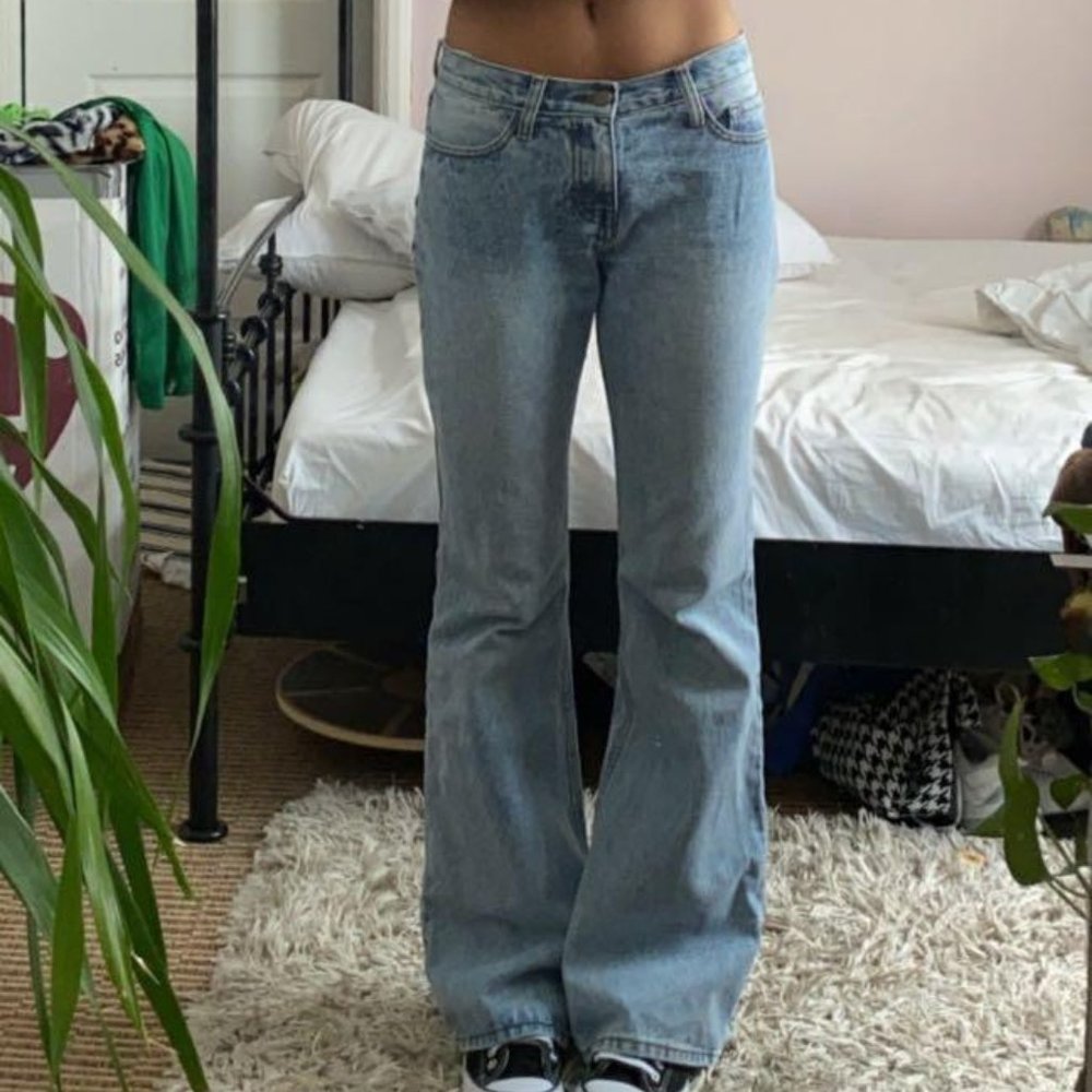 Brandy Melville Quinn Low Rise Jeans